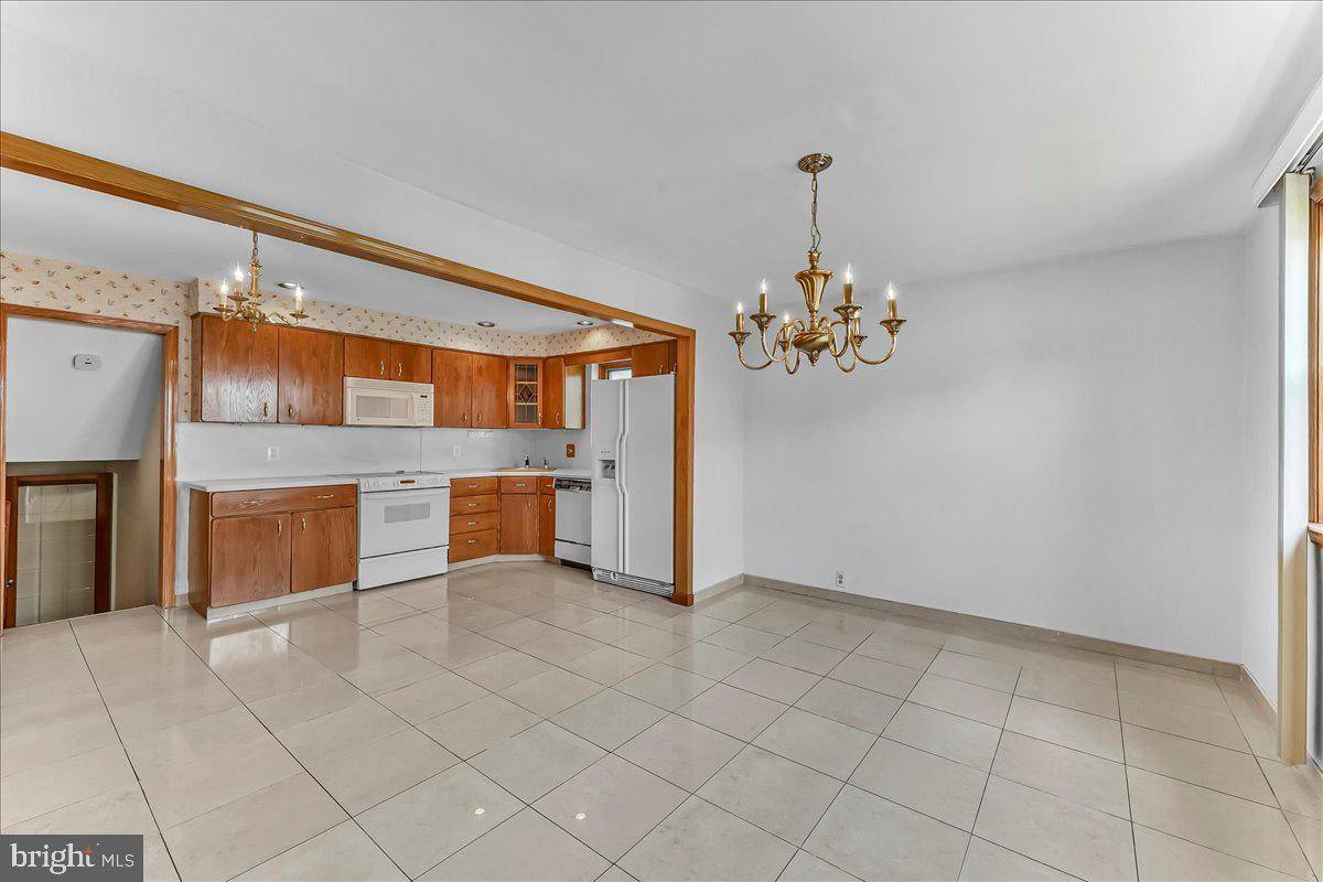 Springfield, PA 19064,400 KENNERLY RD