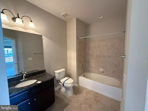 Fredericksburg, VA 22406,213 LONG POINT DR