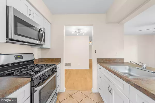 Mount Laurel, NJ 08054,2802B-B YARMOUTH LA
