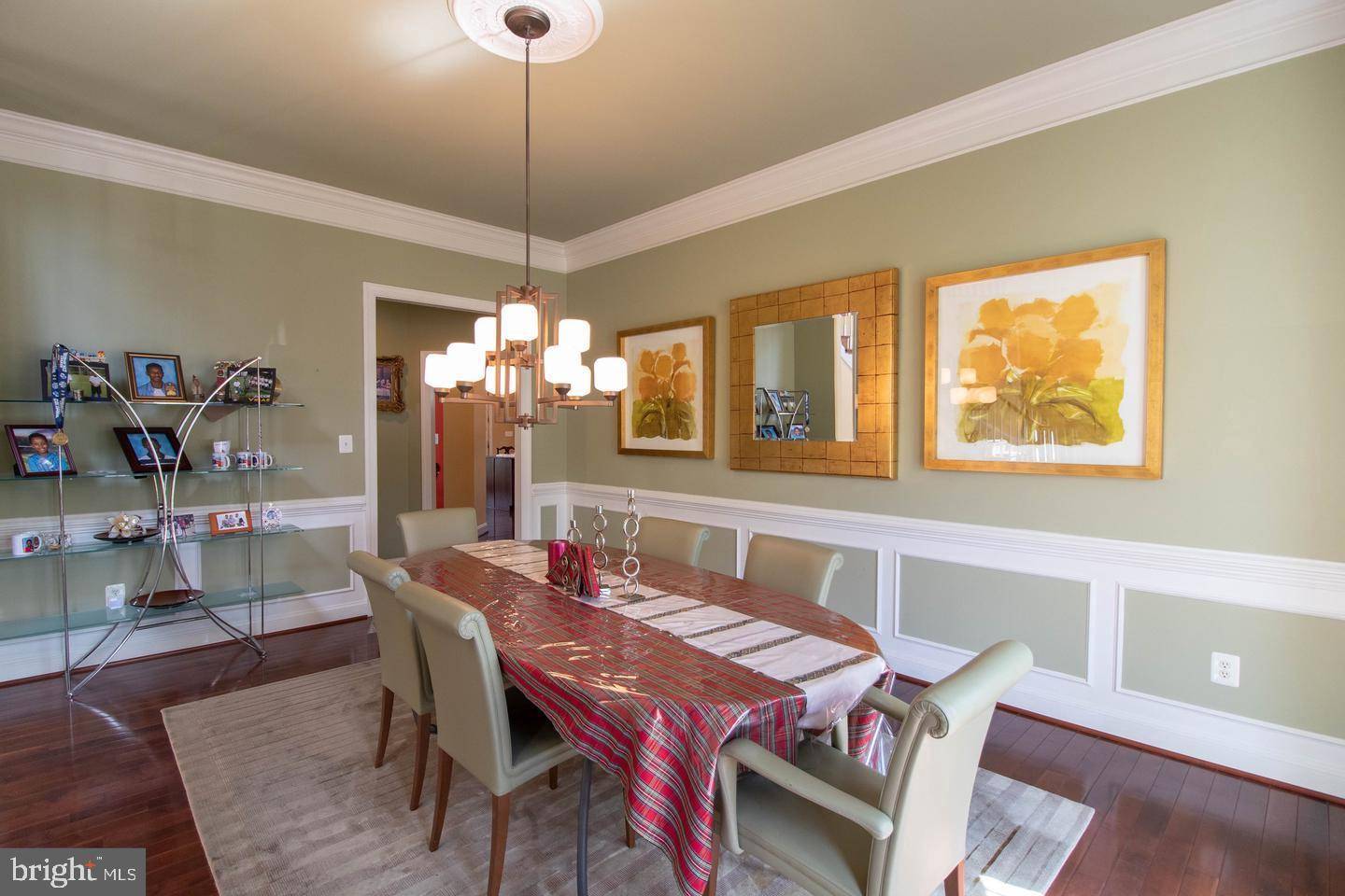 Ellicott City, MD 21043,5213 CARSON CT