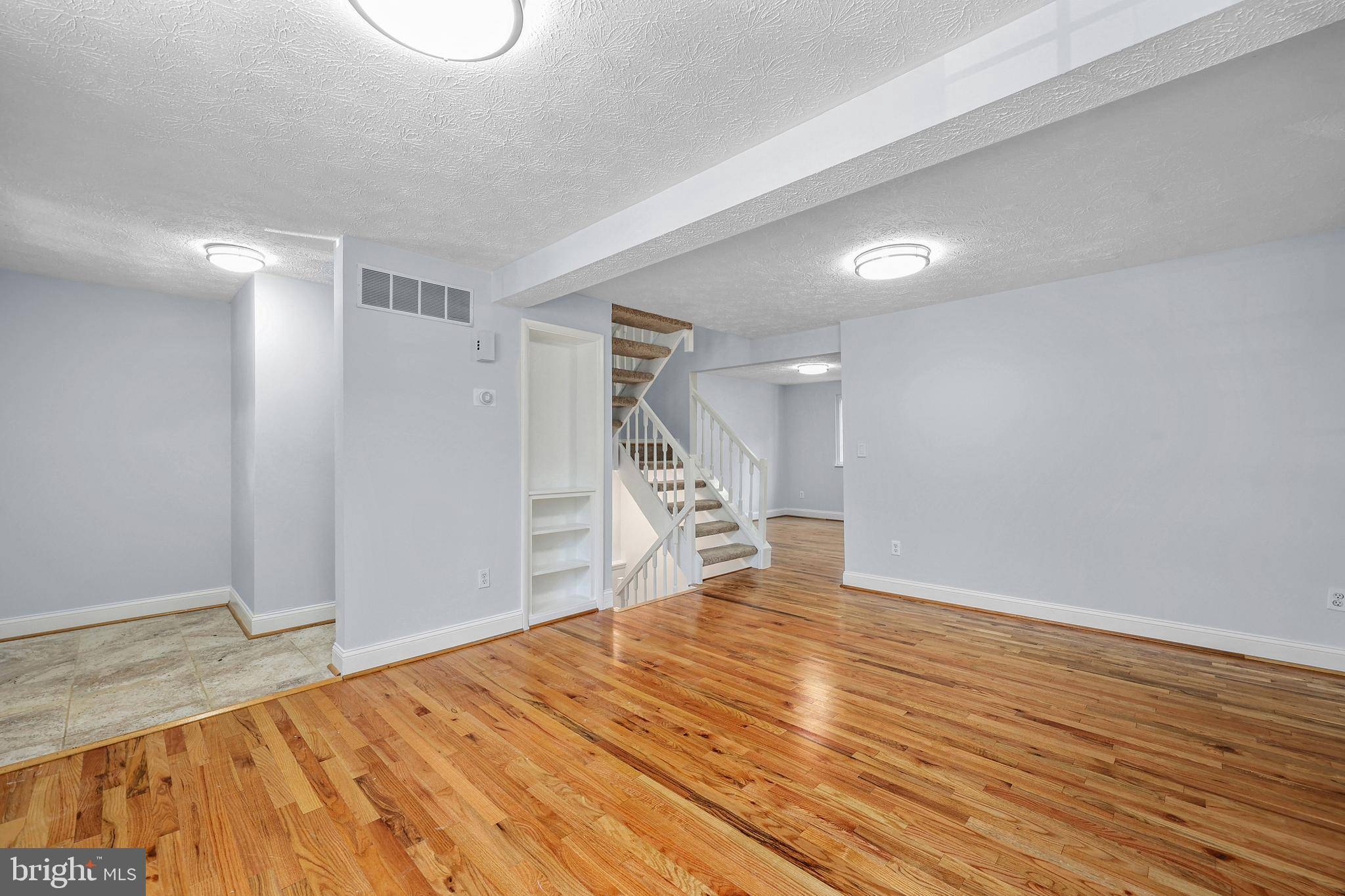 Reston, VA 20194,1632 BARNSTEAD DR
