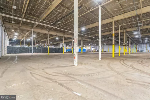 Fairless Hills, PA 19030,225 LINCOLN HWY #BLDG A, WAREHOUSE