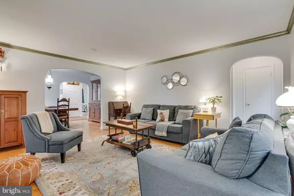 Hamilton, VA 20158,423 W COLONIAL HWY