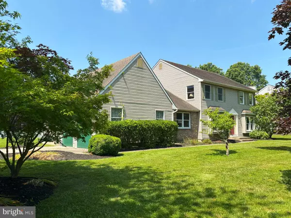 Mullica Hill, NJ 08062,33 HIGH MEADOWS DR