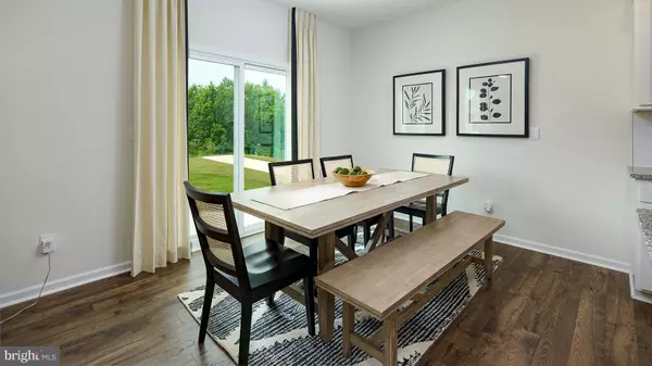 Bayville, NJ 08721,19 DAHLIA CT