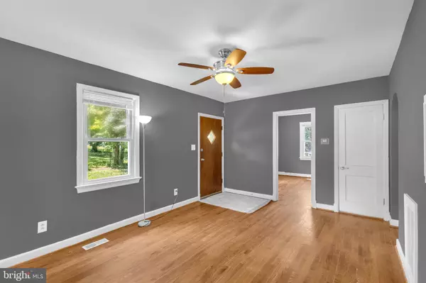 Temple Hills, MD 20748,5504 EDGEWOOD DR