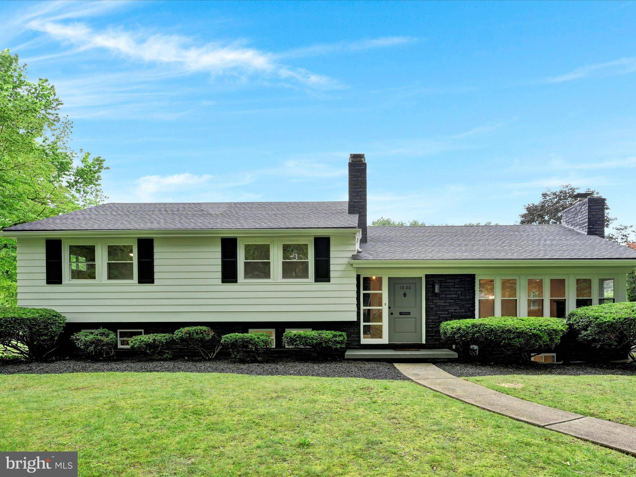 1020 WYOMISSING, Wyomissing, PA 19610