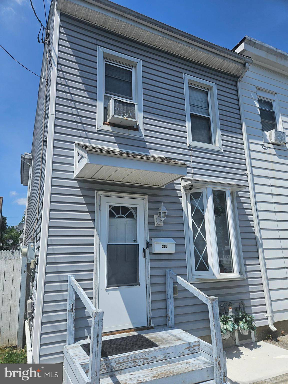 Lebanon, PA 17046,203 MIFFLIN ST