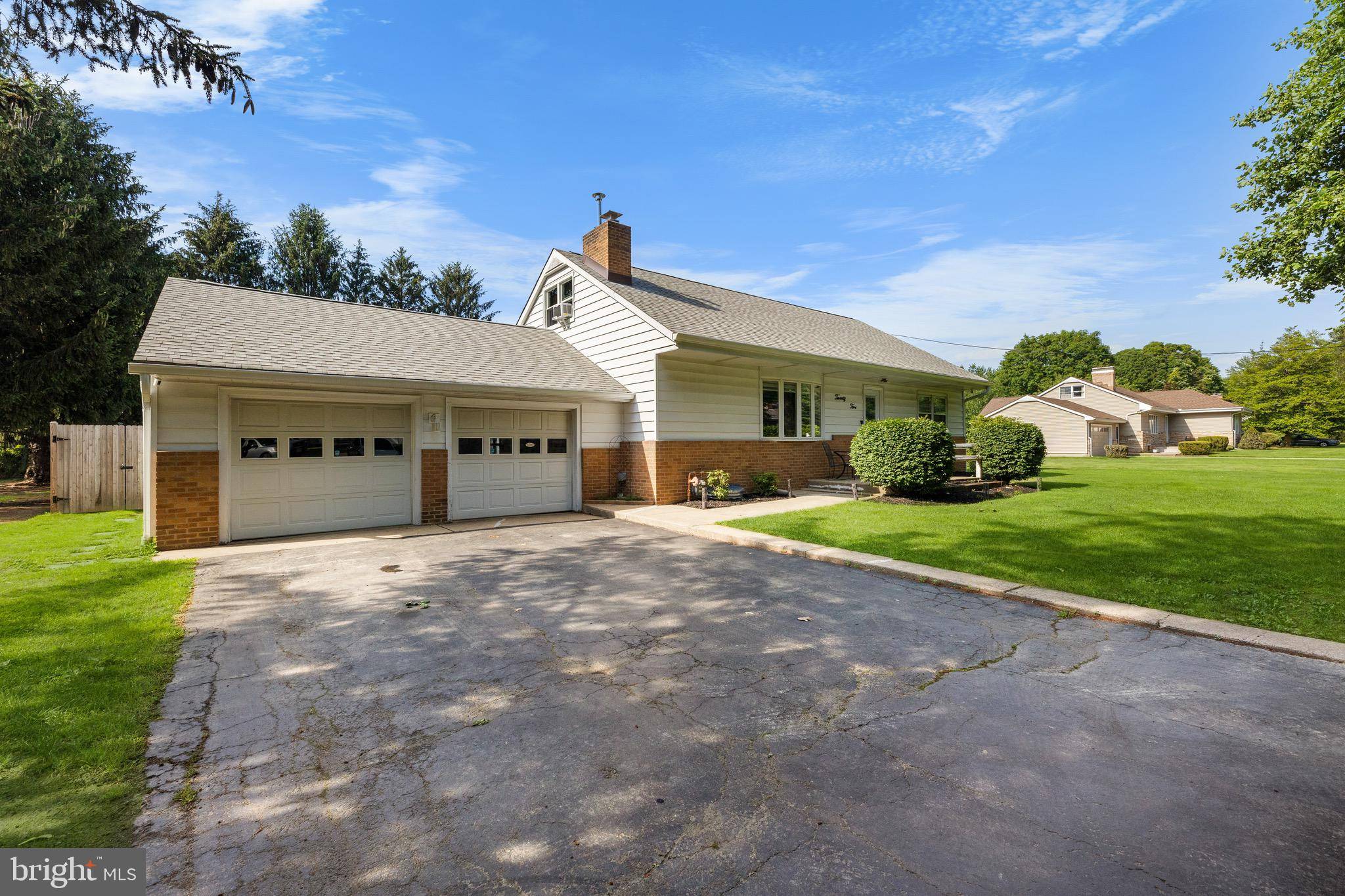 Robbinsville, NJ 08691,25 TINDALL RD