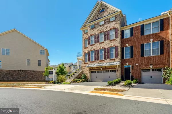 Chantilly, VA 20152,42634 LANCASTER RIDGE TER