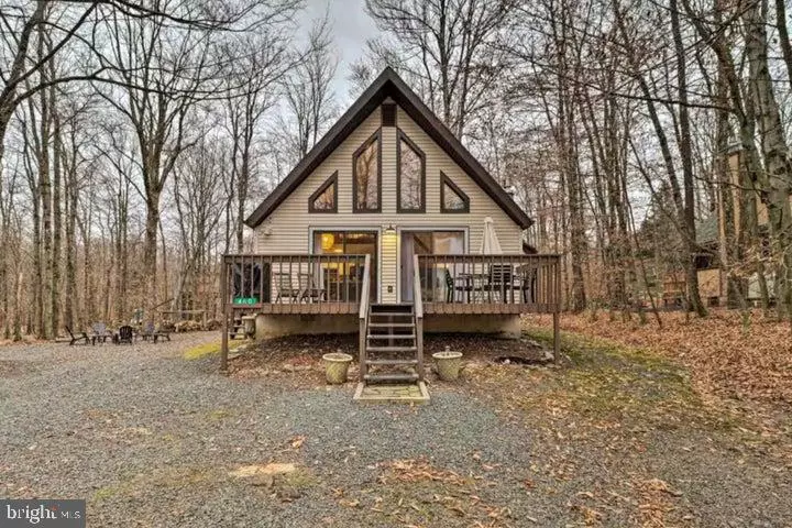 Pocono Lake, PA 18347,460 MAXATAWNY DR