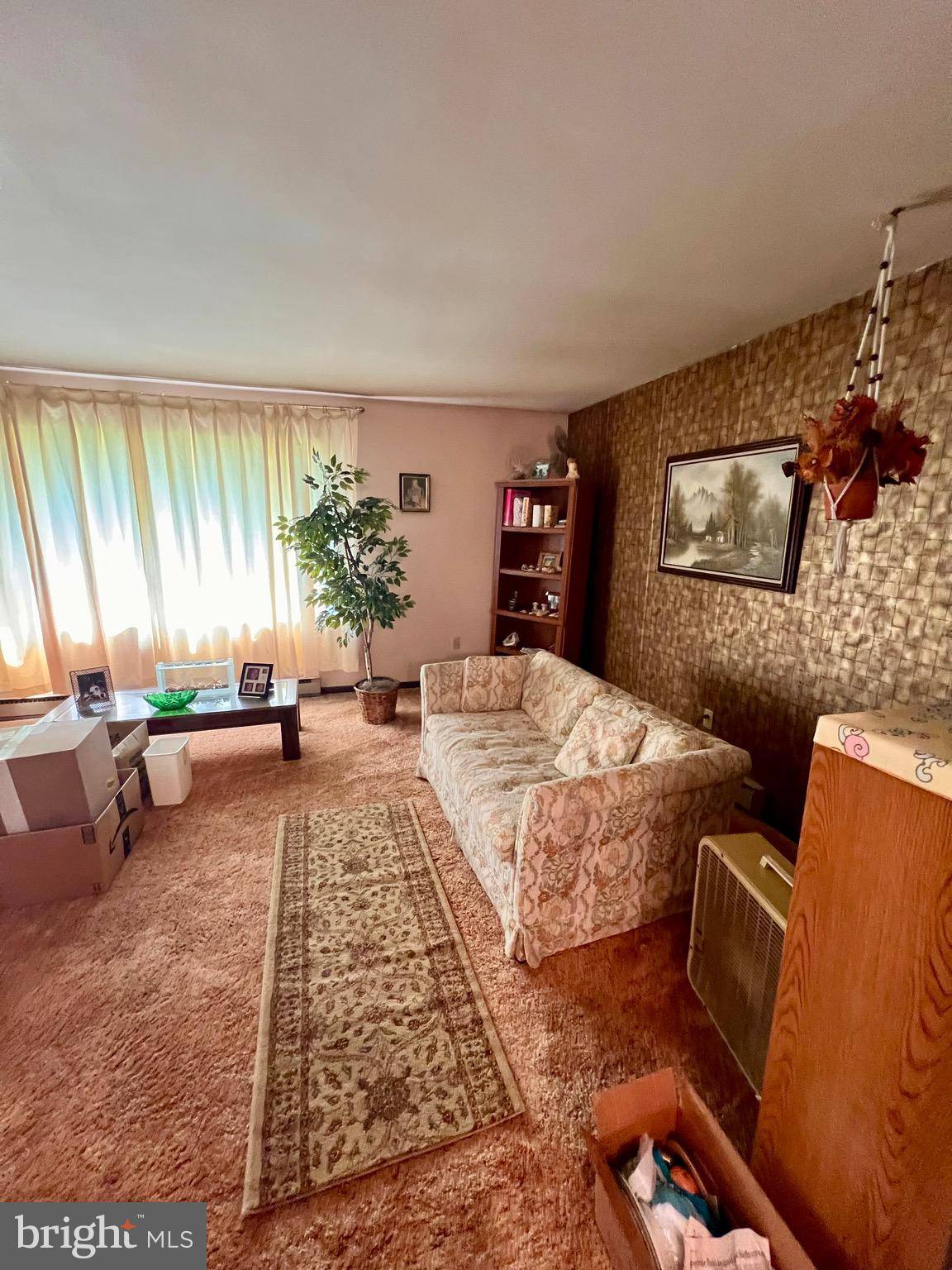 Oley, PA 19547,27 ANNABETH RD