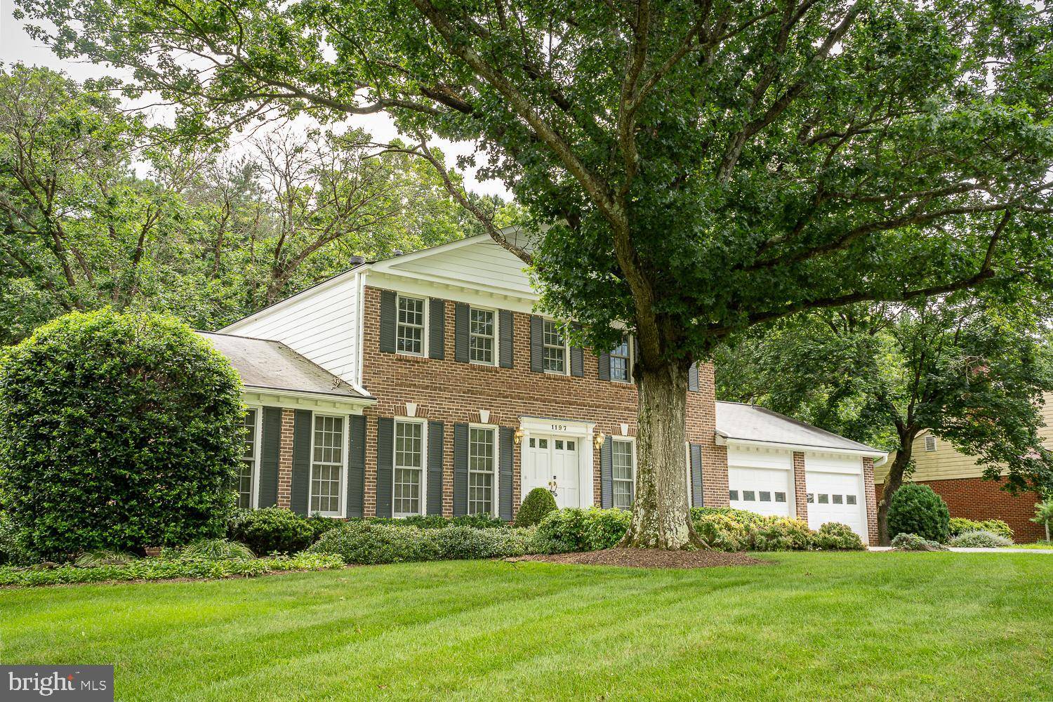 Mclean, VA 22102,1197 WINTER HUNT RD