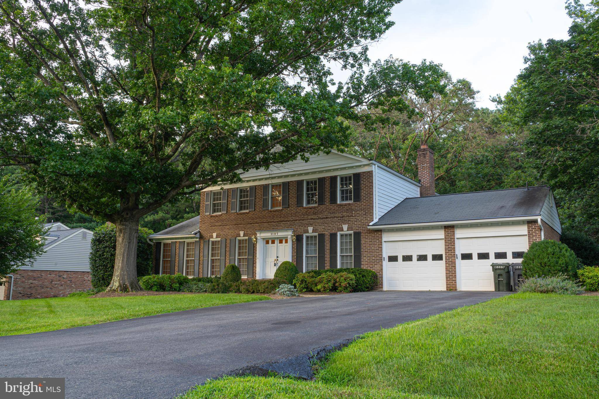 Mclean, VA 22102,1197 WINTER HUNT RD