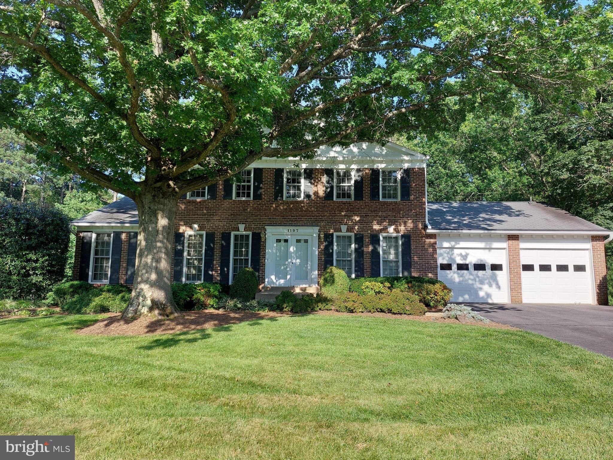 Mclean, VA 22102,1197 WINTER HUNT RD