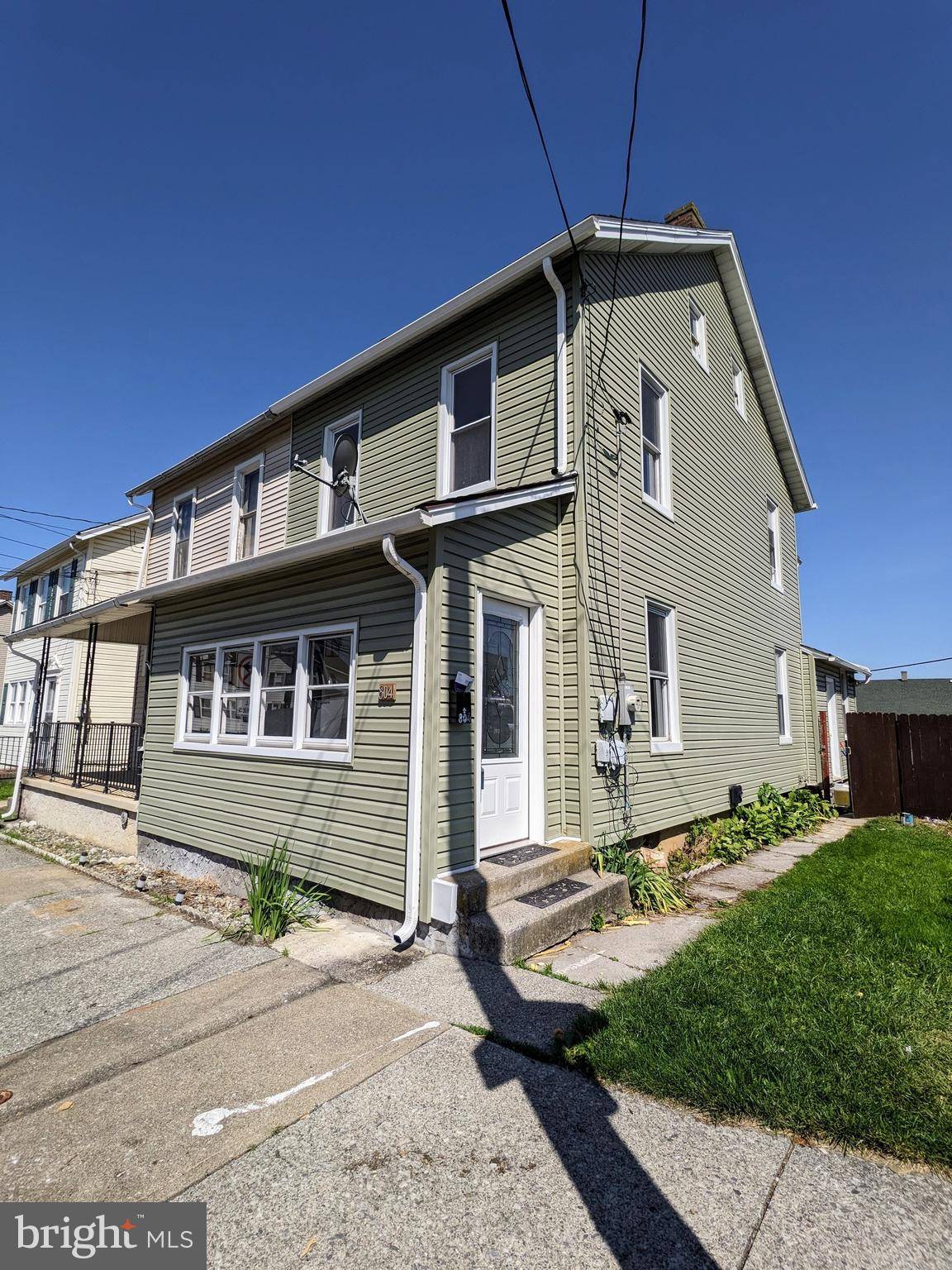Catasauqua, PA 18032,804 RACE ST