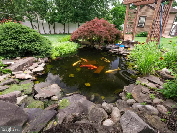 Newtown, PA 18940,13 COLONIAL DR
