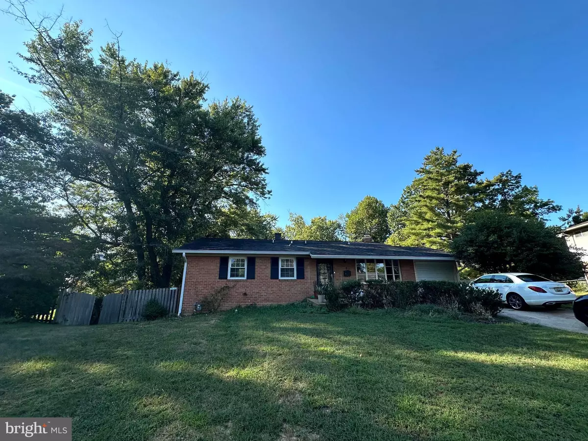 Potomac, MD 20854,5 CHAREN CT