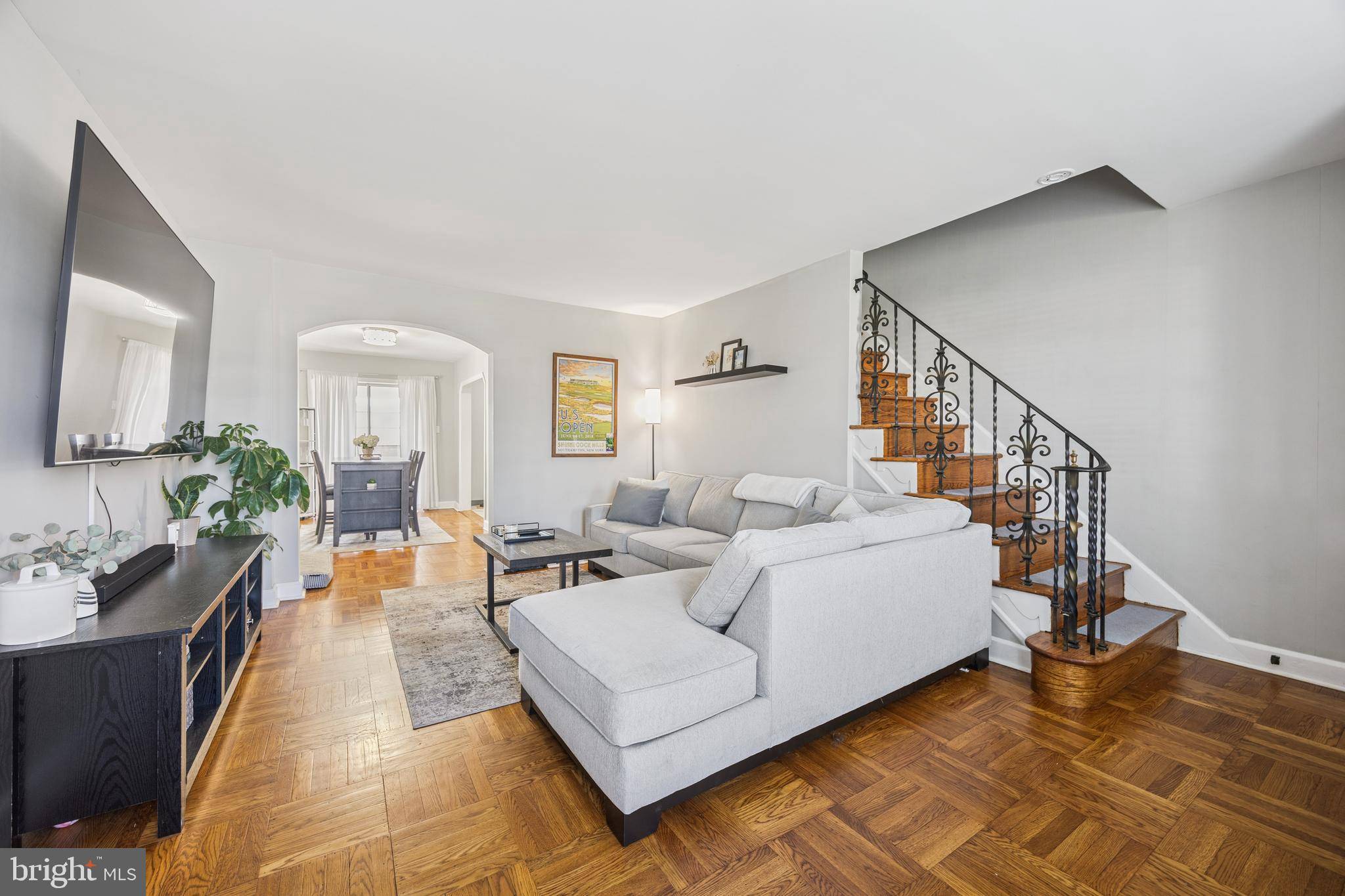 Ridley Park, PA 19078,529 LAKEVIEW DR