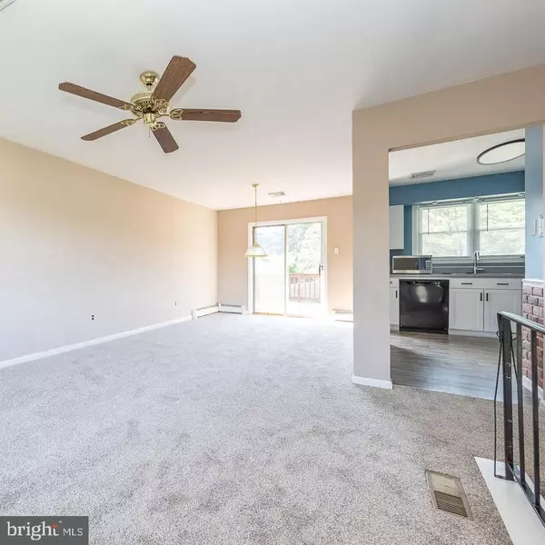 Coatesville, PA 19320,1902 ESCOURT DR