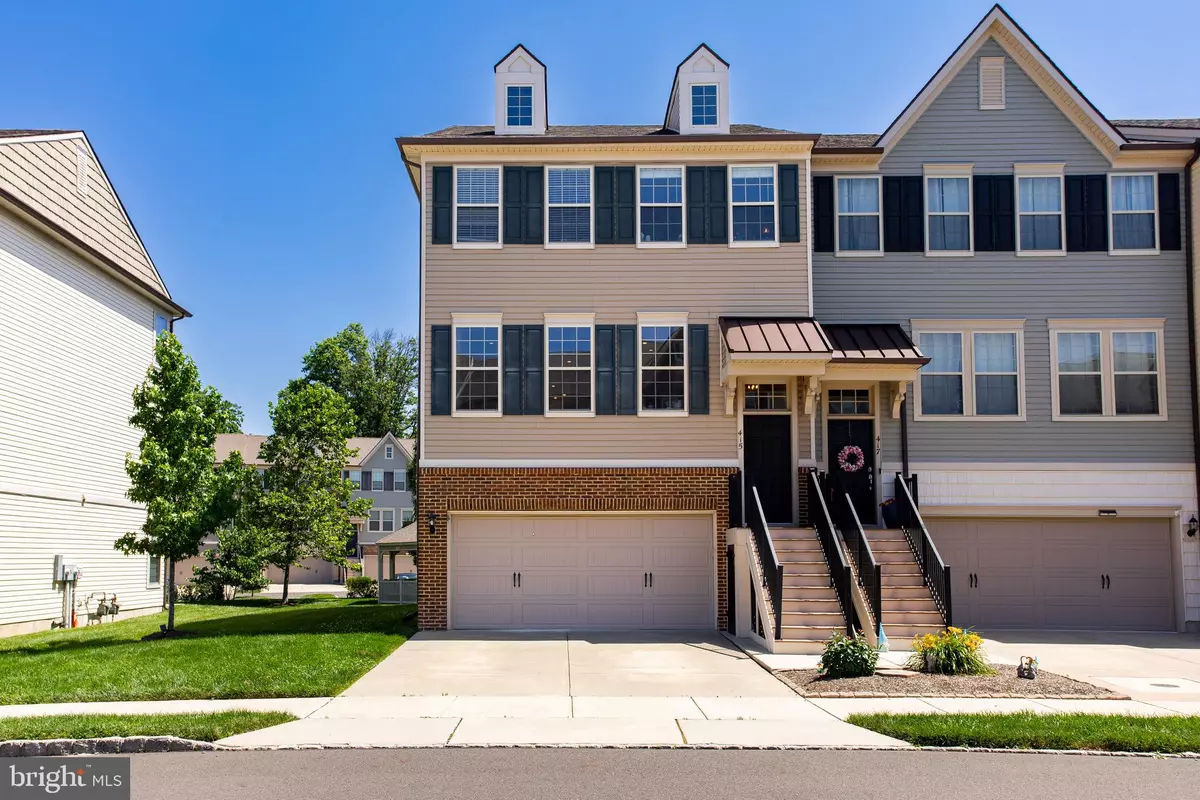 Warminster, PA 18974,415 TALL OAKS DR