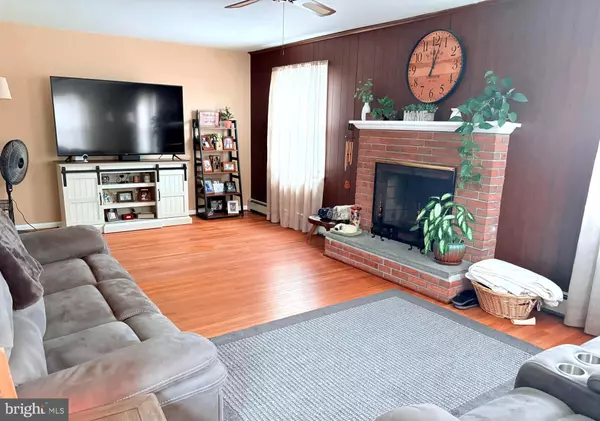 Pottstown, PA 19464,120 W 8TH ST