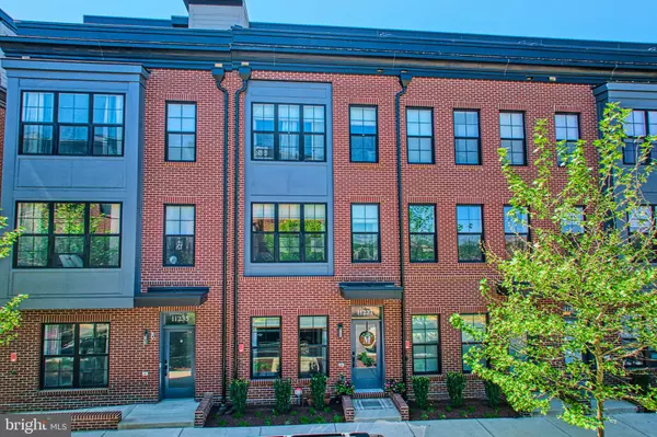 Reston, VA 20190,11237 BEAKER ST