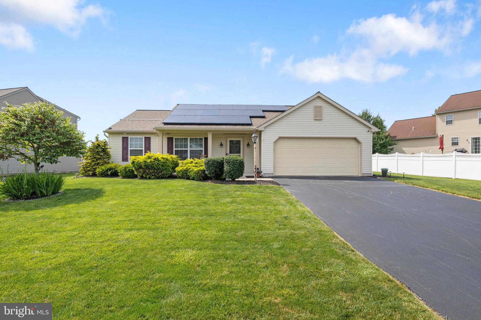 3305 JODI LN, Dover, PA 17315