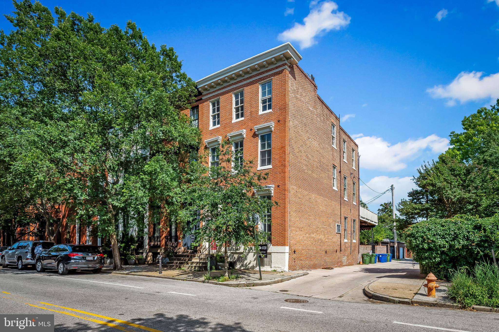 Baltimore, MD 21217,239 W LAFAYETTE AVE