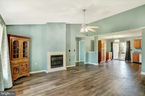 York, PA 17404,60 JOAN DR