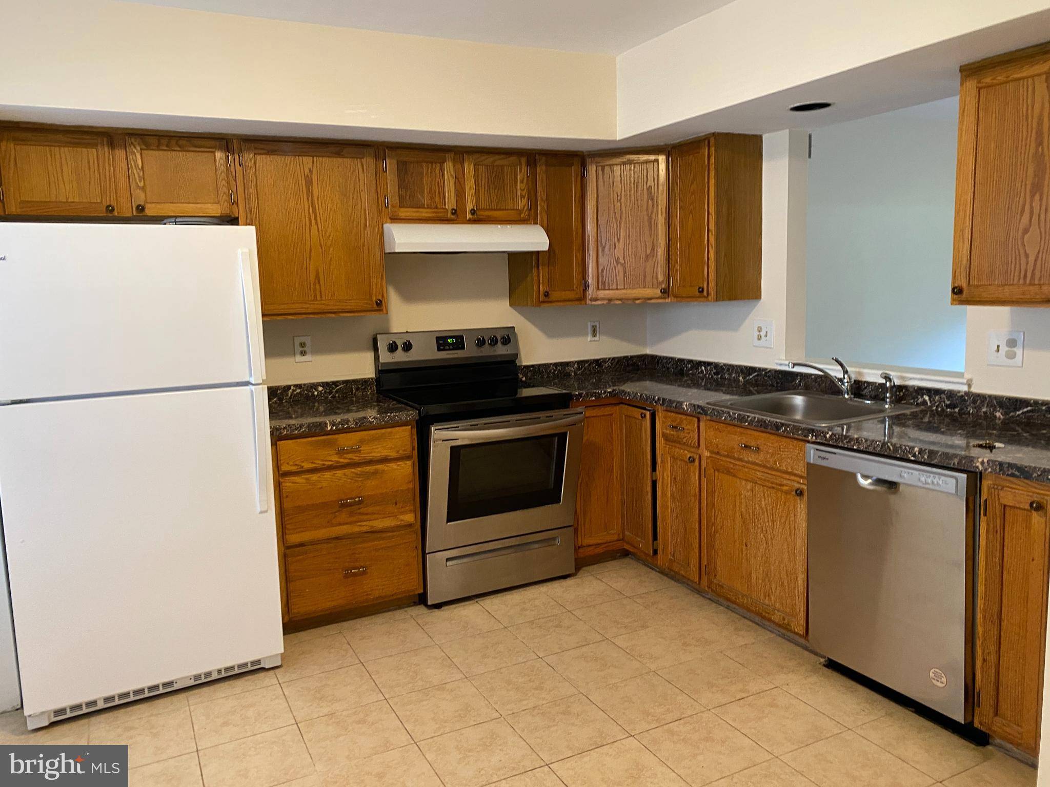 Schwenksville, PA 19473,116 VILLAGE DR