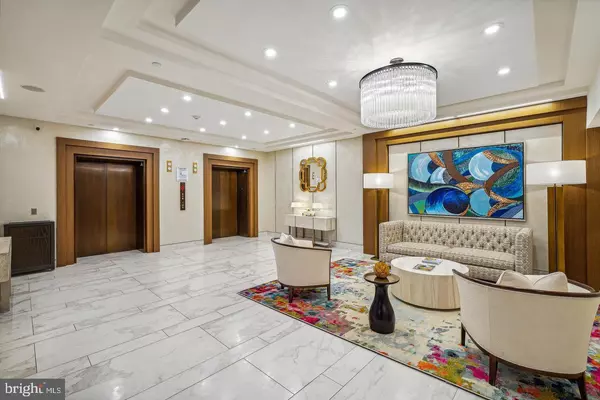 North Bethesda, MD 20852,930 ROSE AVE #1704