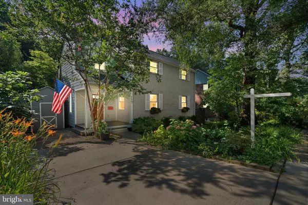 Arlington, VA 22204,117 S ABERDEEN ST