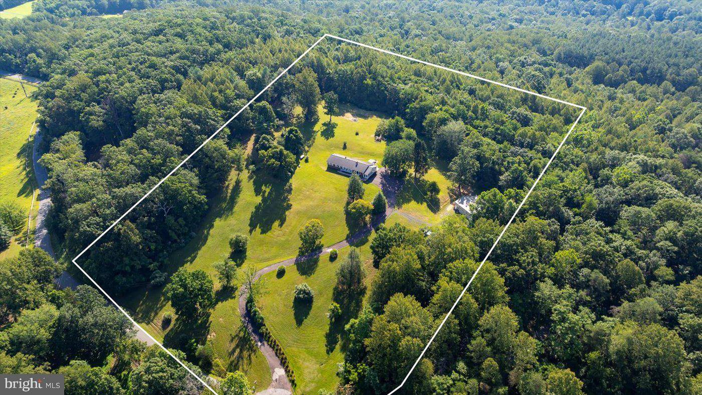 Castleton, VA 22716,436 CASTLETON VIEW RD