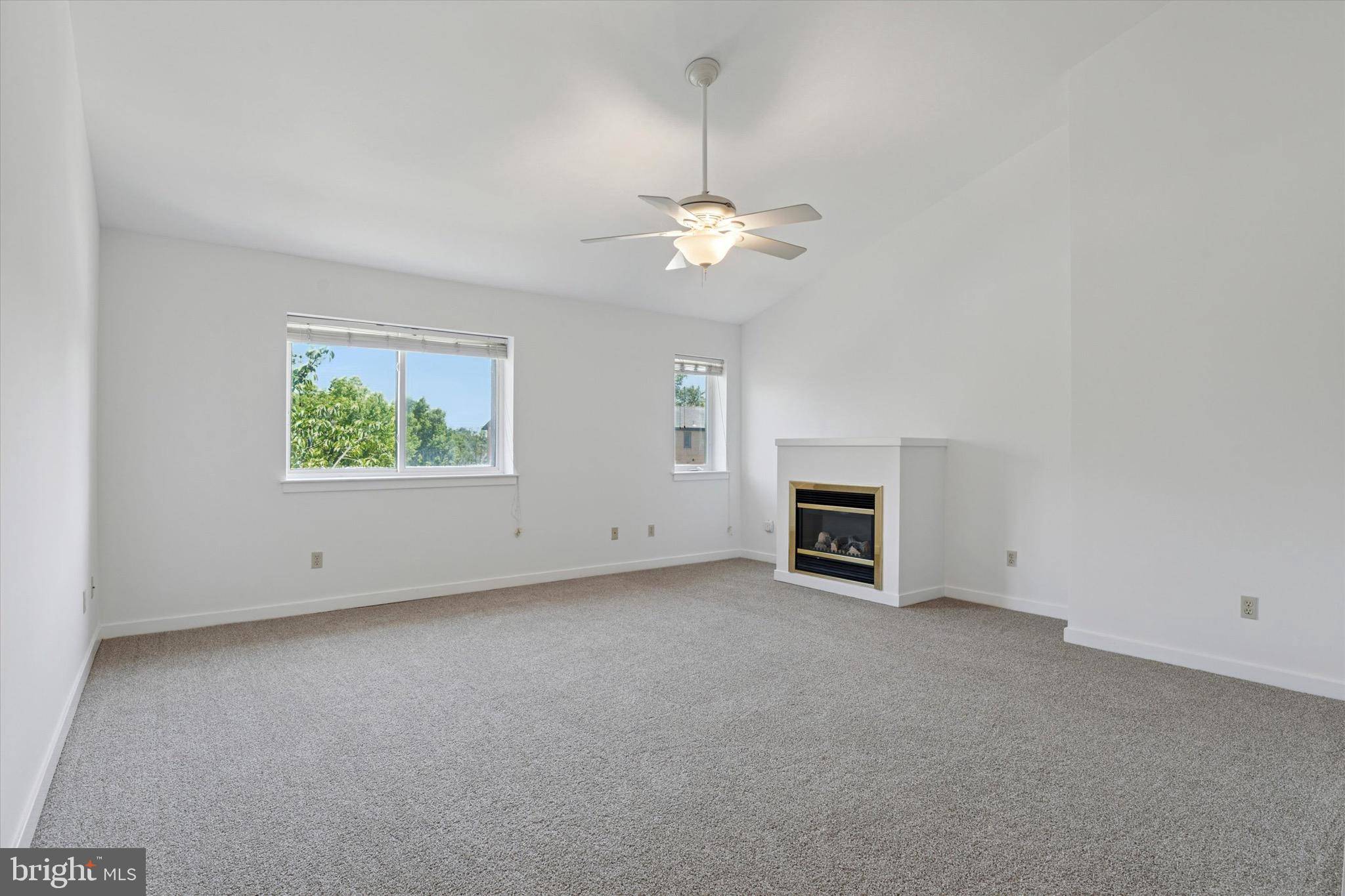 Wilmington, DE 19802,9006 WESTVIEW RD #9006
