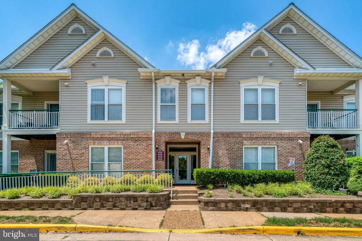 Alexandria, VA 22315,6532 GRANGE LN #103