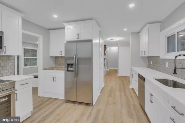 Levittown, PA 19056,283 SNOWBALL DR