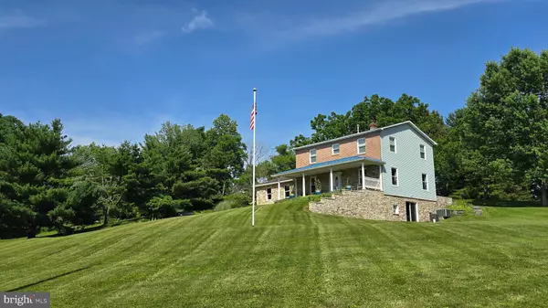 Glen Rock, PA 17327,93 W CENTER ST