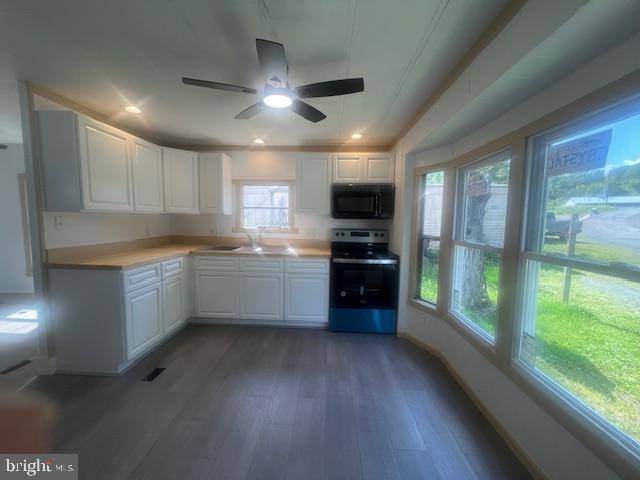 Schuylkill Haven, PA 17972,10 SAMMY'S MOBILE HOME PARK RD.