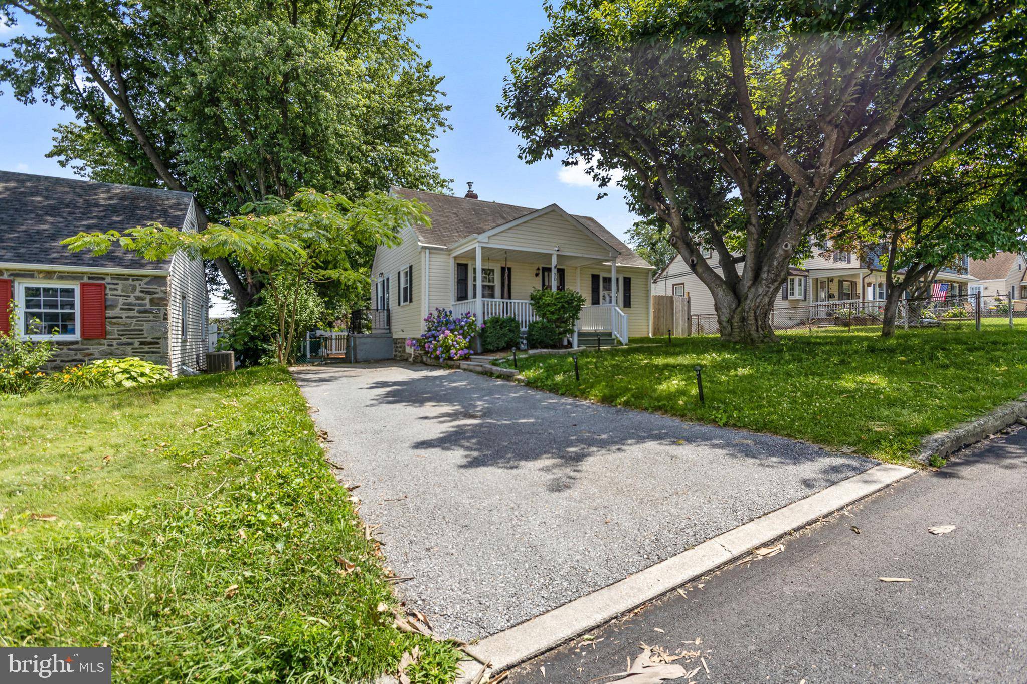 Aston, PA 19014,30 NEELD LN