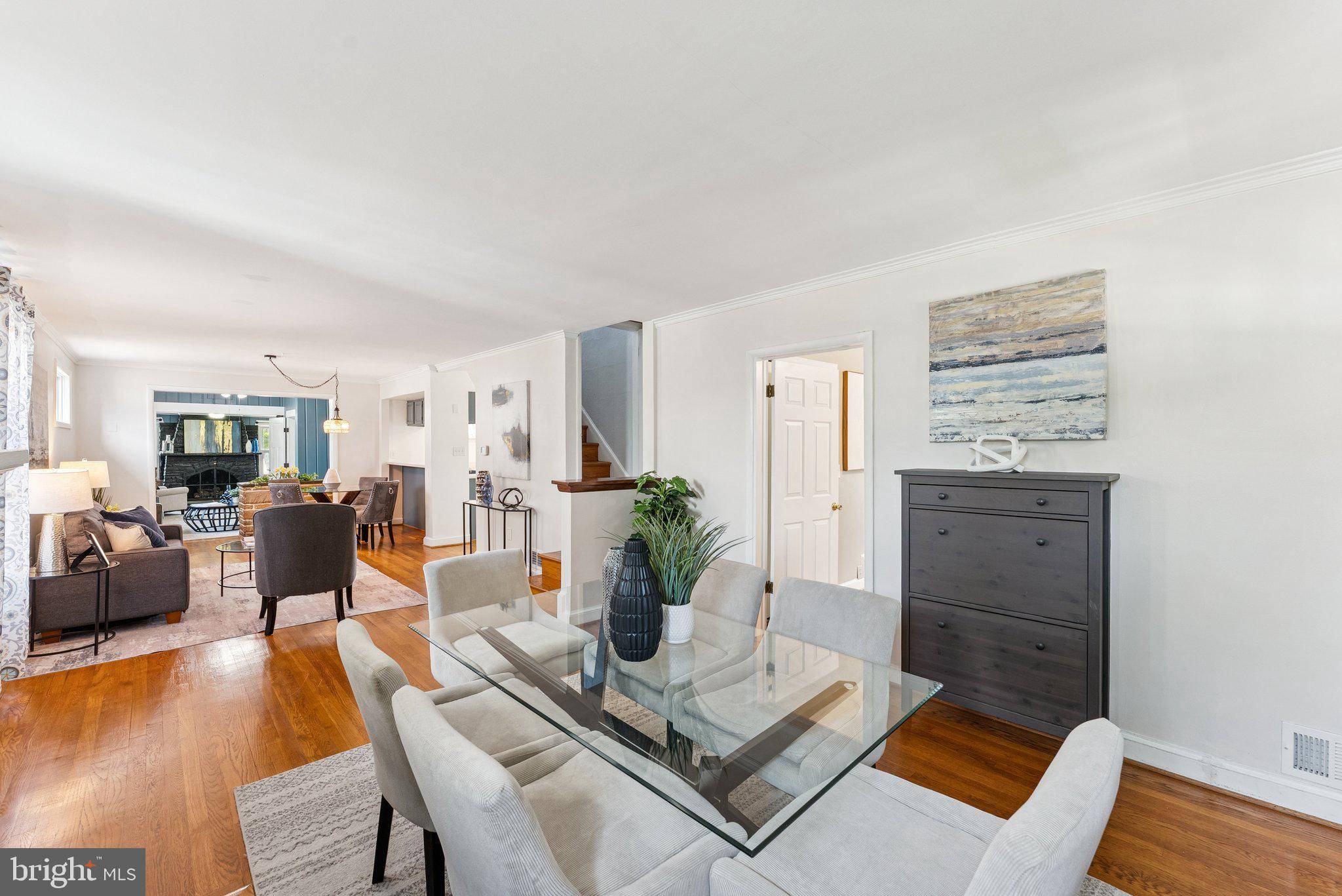 Arlington, VA 22202,609 21ST ST S