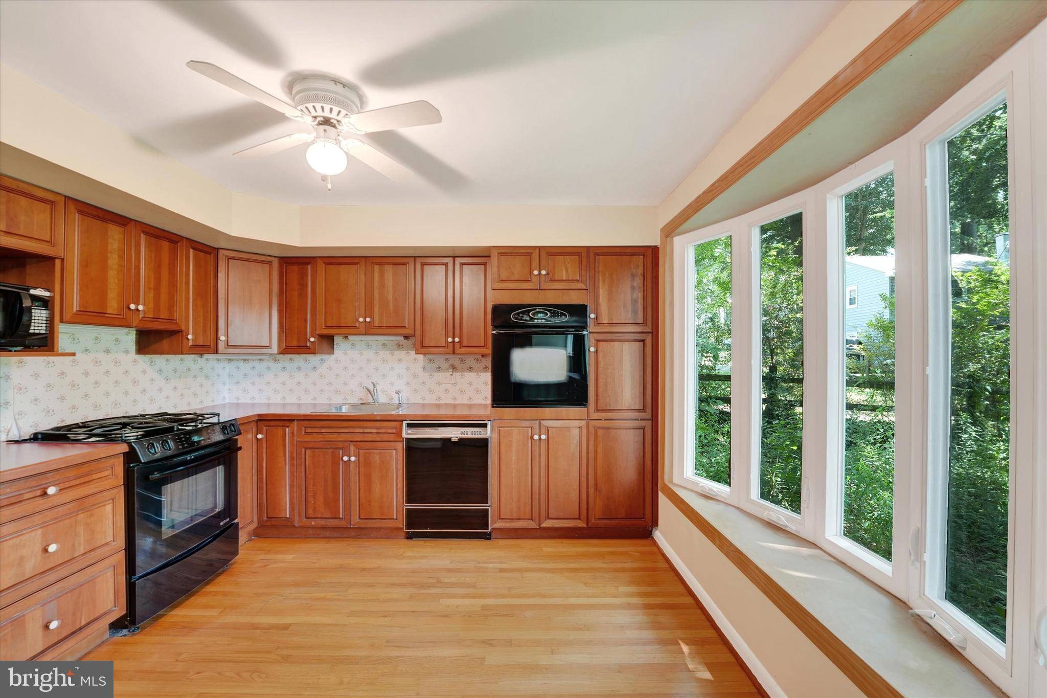Claymont, DE 19703,178 HONEYWELL DR