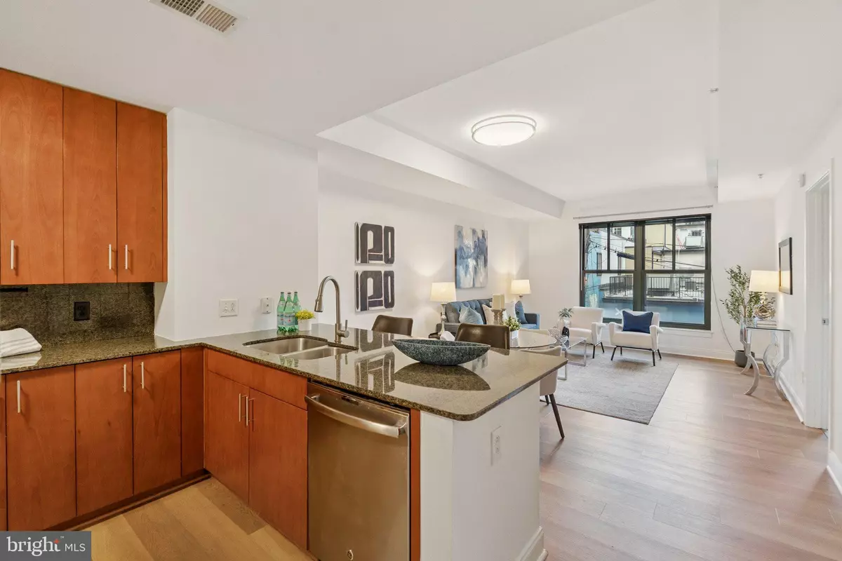 Washington, DC 20001,910 M ST NW #202