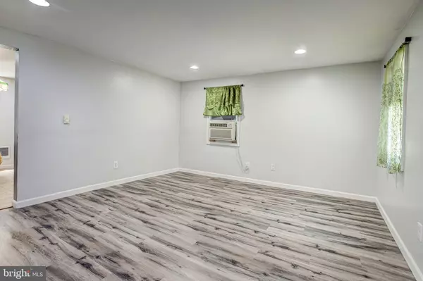 Bellefonte, PA 16823,328 E LOGAN ST