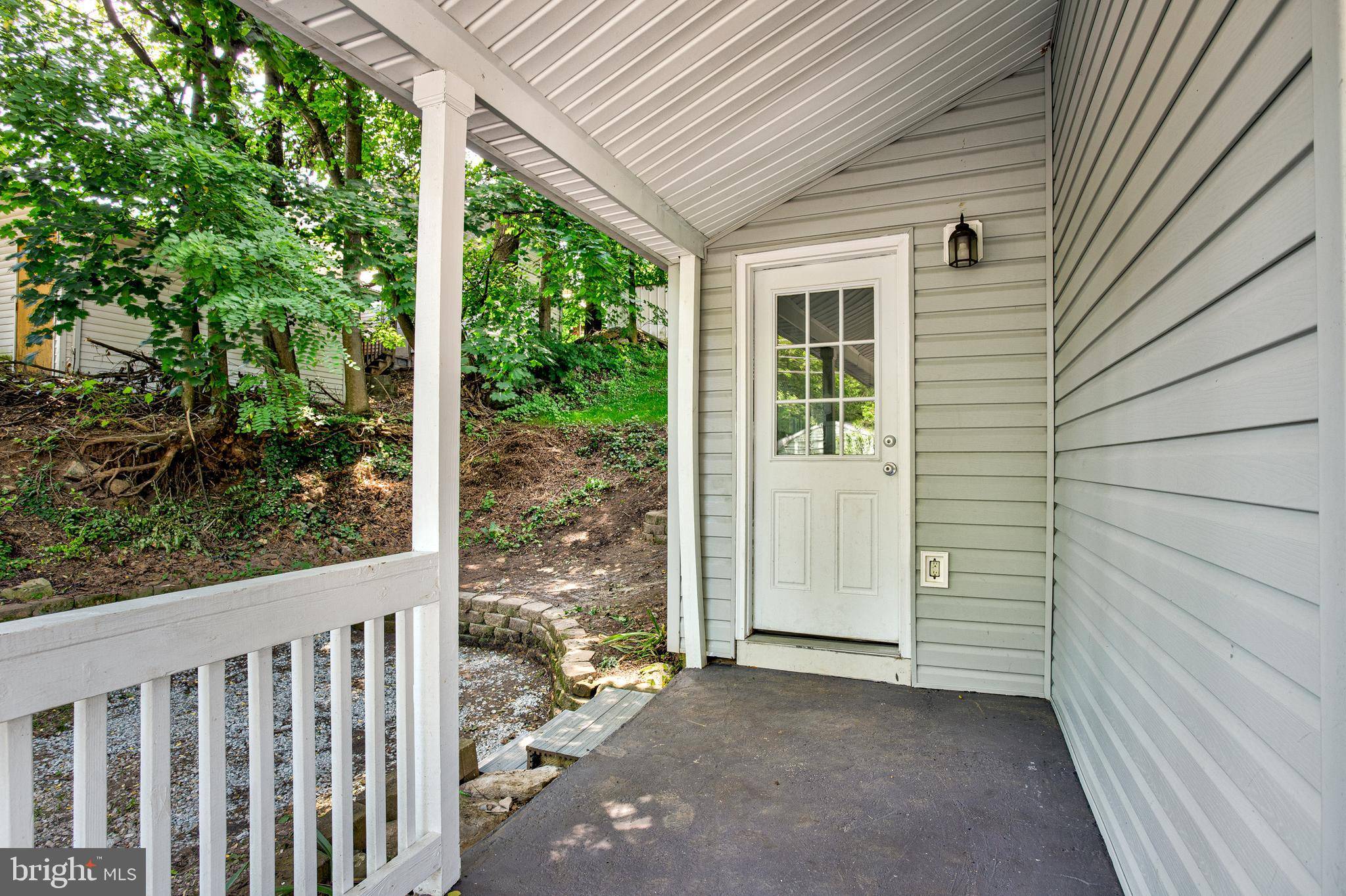 Bellefonte, PA 16823,328 E LOGAN ST