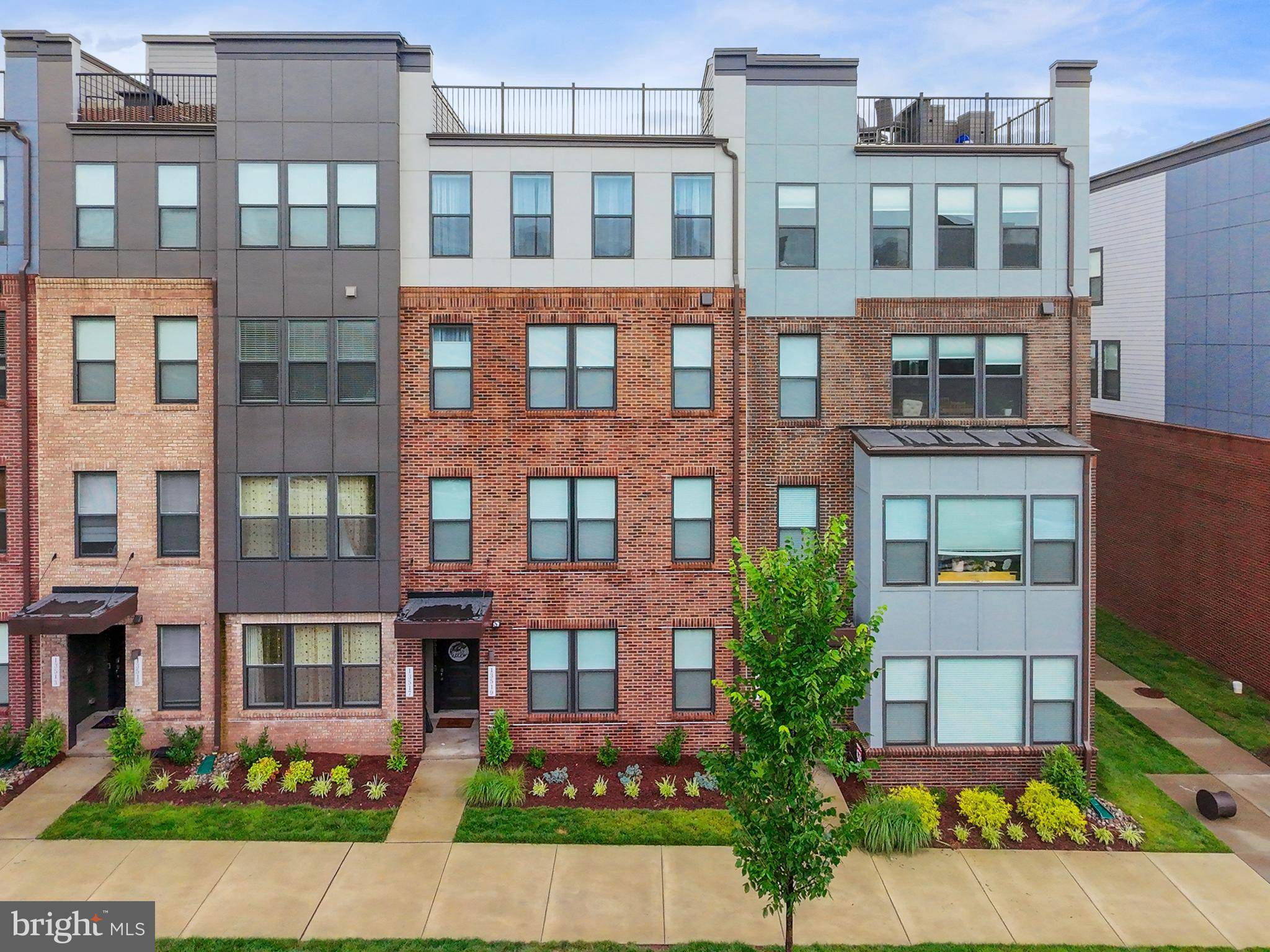 13517 SAYWARD BLVD #80, Herndon, VA 20171