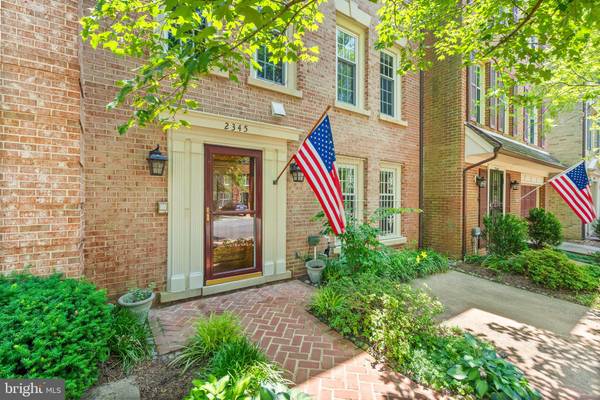 2345 S ROLFE ST S, Arlington, VA 22202
