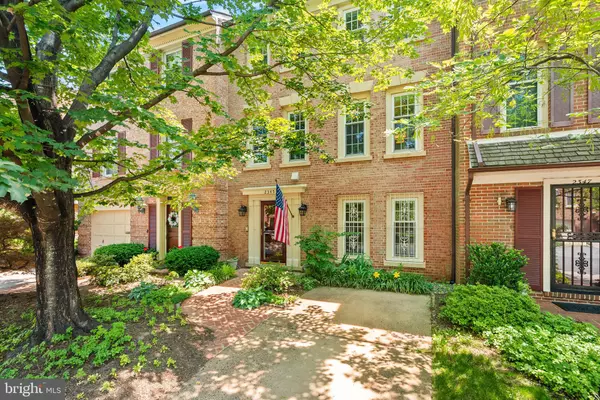 Arlington, VA 22202,2345 S ROLFE ST S