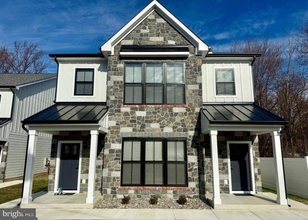11 ARBUTUS AVE, New Castle, DE 19720