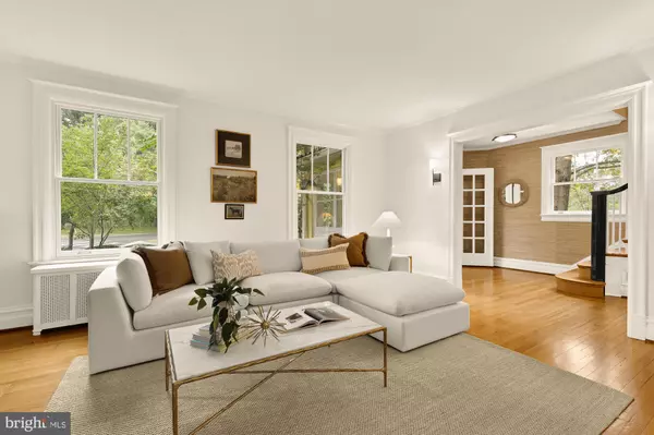 Washington, DC 20015,5201 38TH ST NW